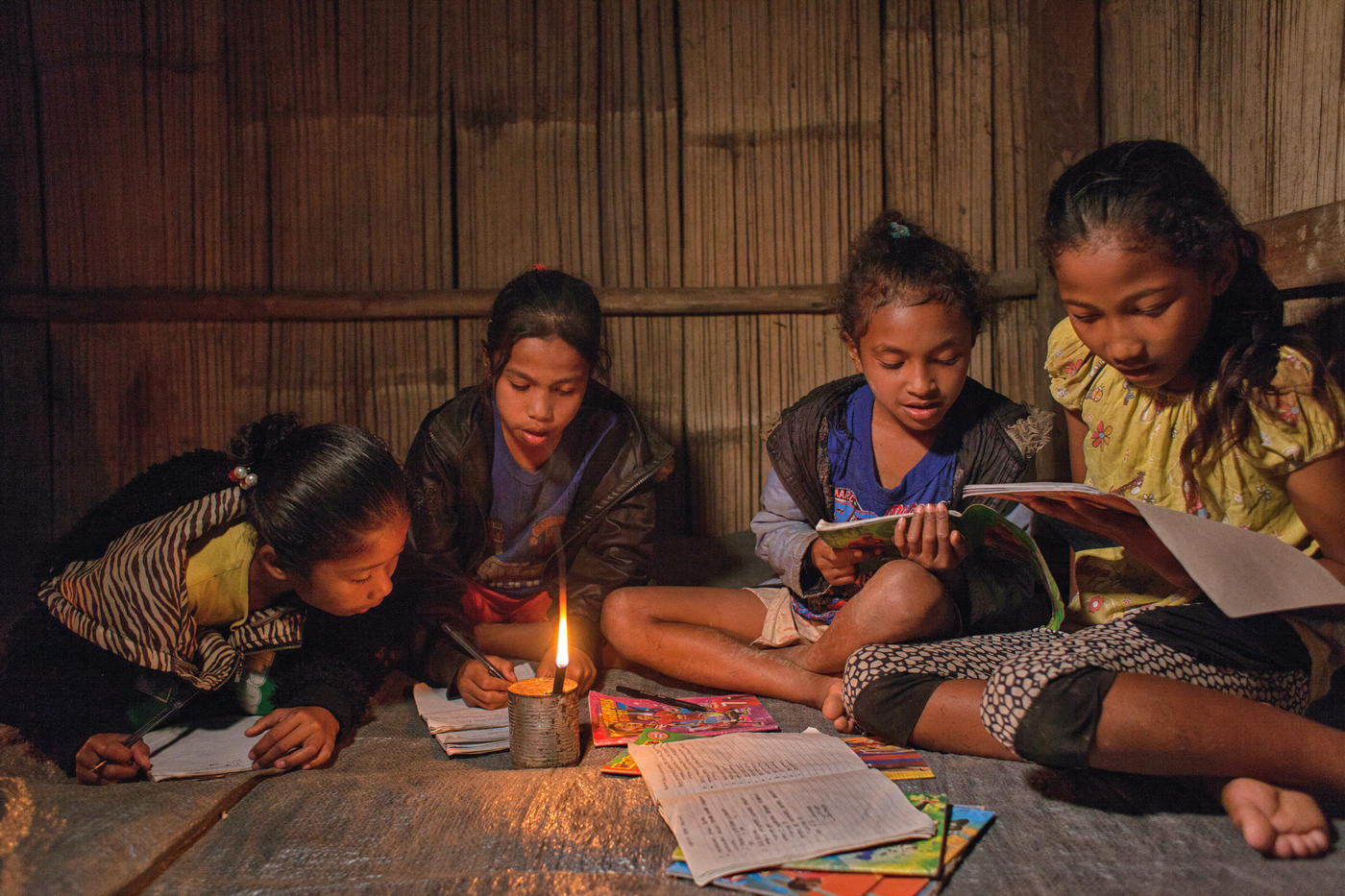Mengatasi Tantangan Pendidikan di Daerah Terpencil dan Kurang Berkembang
